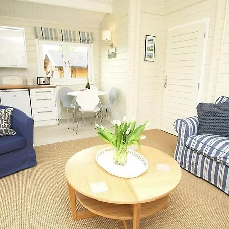 Sam's * Looe